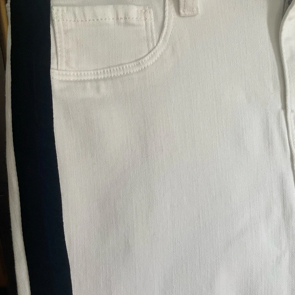 L'AGENCE Women's White Skinny Pants Velvet Black Stripe 26 EUC - Picture 6 of 7